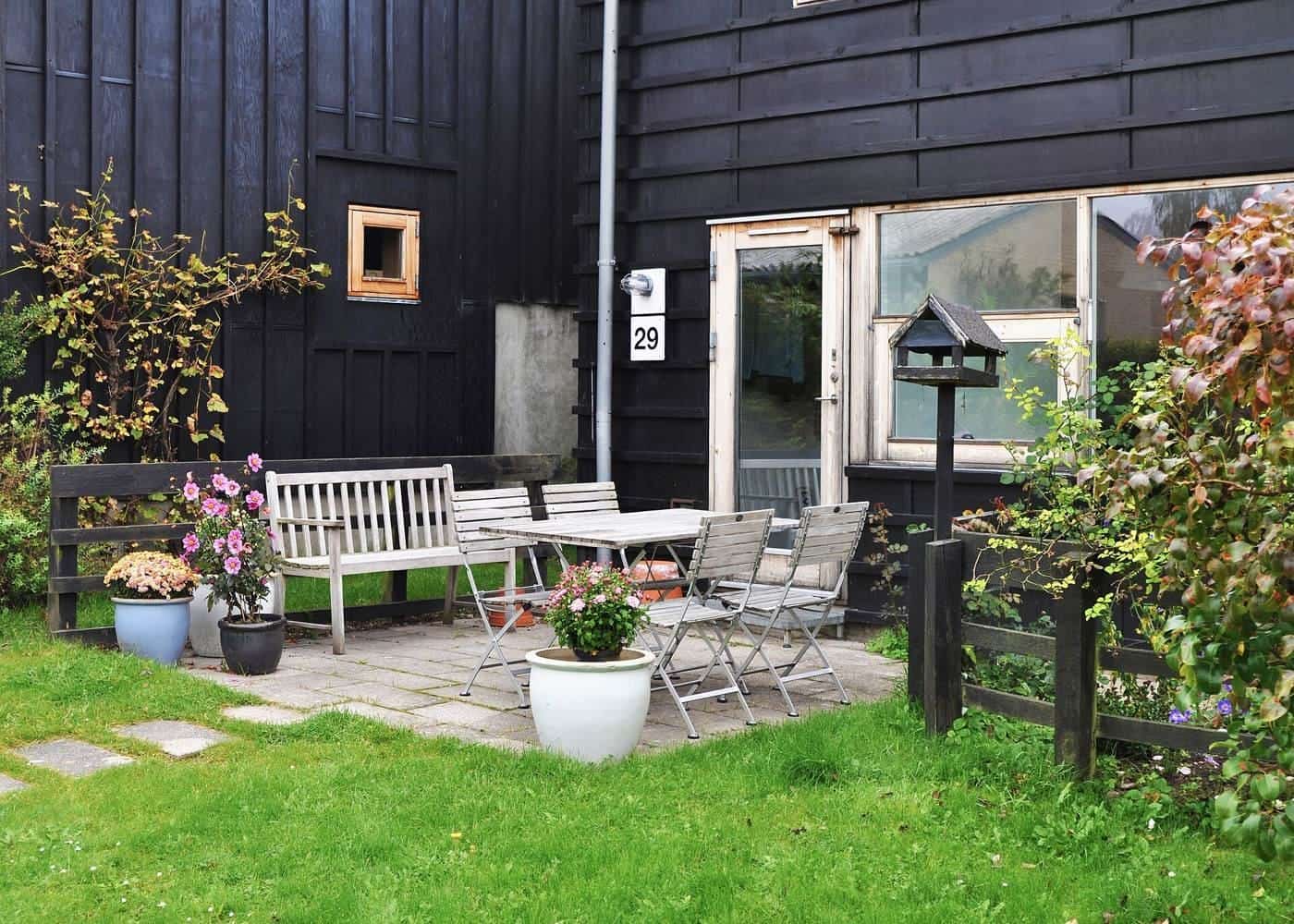 Homes and a shared path at the Trudeslund cohousing community in Denmark